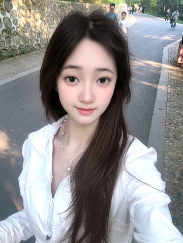 芯芯1的照片
