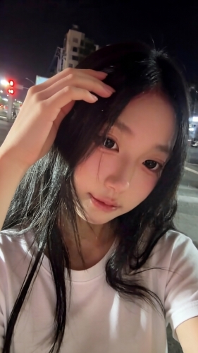 吖吖r186的照片