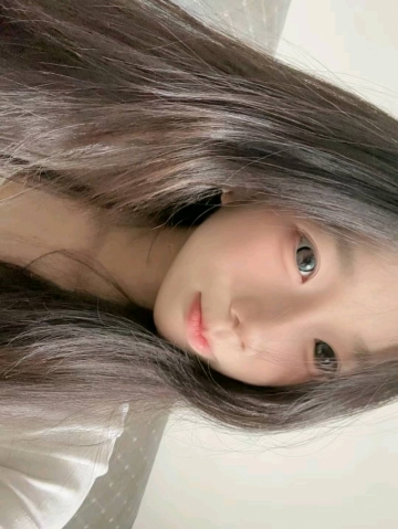 茹茹不小心的照片