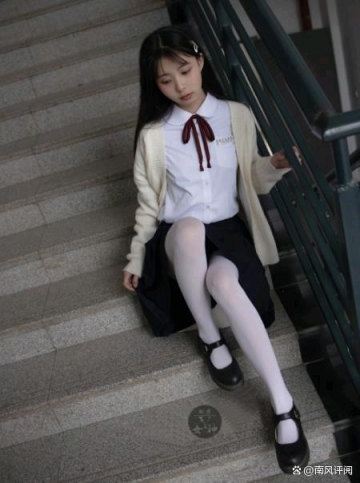 赴月寻温柔的照片