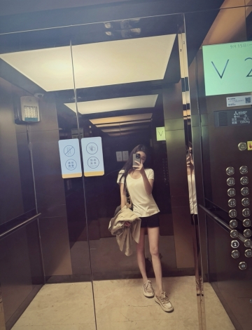 严七七的照片