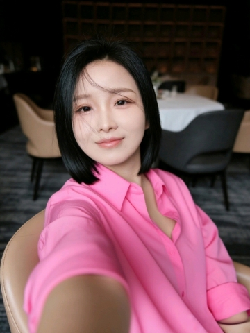 小瓶bjh子的照片