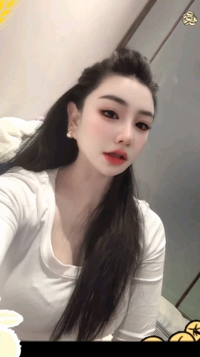 财神爷独宠女的照片