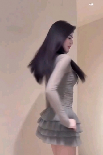 于彤的照片