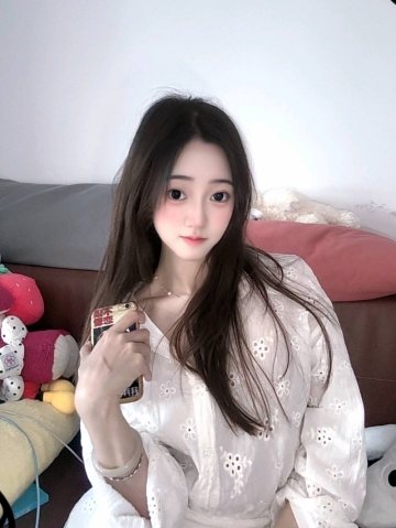 芯芯1的照片