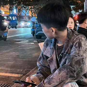 花子成的照片