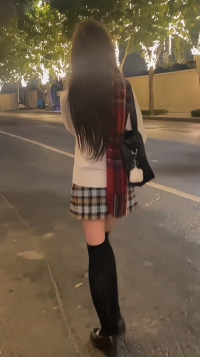 小羽涵的照片