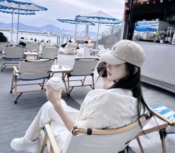 路垚垚的照片