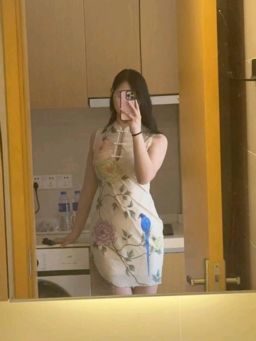 依依媚的照片