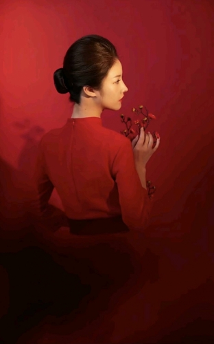 小娅呢的照片