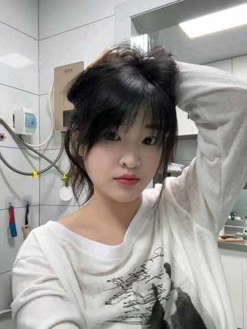小不点爱笑的照片