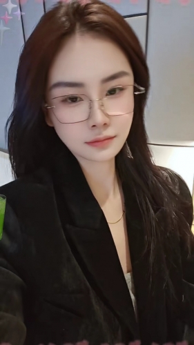 清妍很哇塞的照片