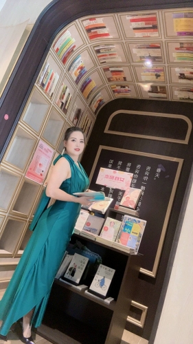 香奈儿妹的照片