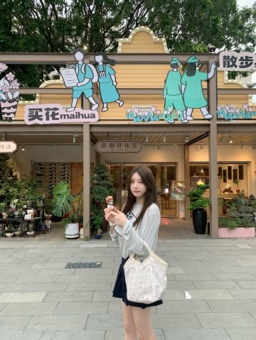 猫系女友的照片