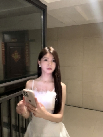 一半柚子的照片