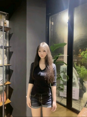 茹茹不小心的照片