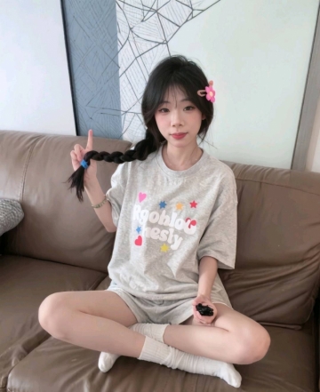 雯雯Oo的照片
