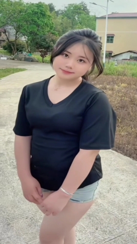 倾心一笑的照片