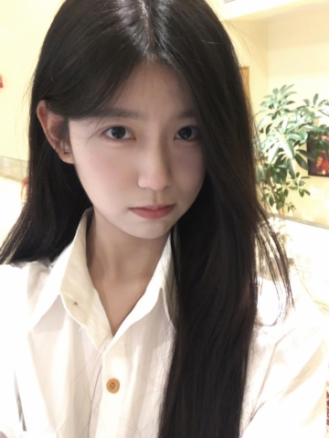 依依墟里烟的照片