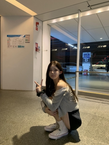 猫系女友的照片