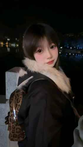 饿了吃啥呢的照片