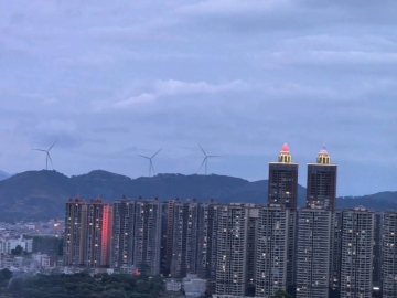 蓝星过客的照片