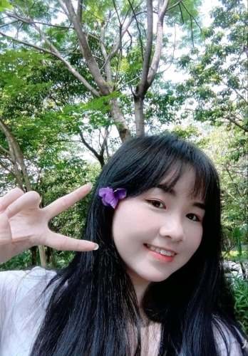 苗寨丽子的照片