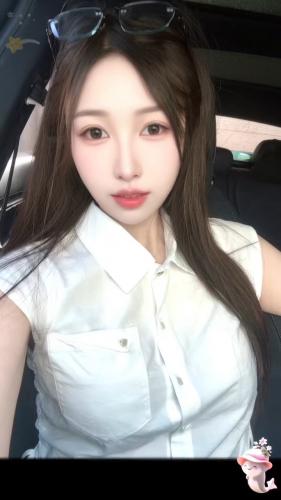 土家姑娘的照片