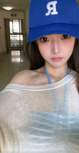 小娅呢的照片
