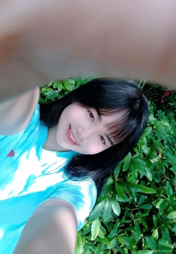 苗寨丽子的照片