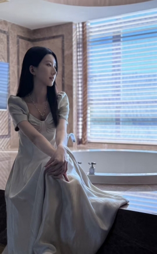 安妮Annieg的照片