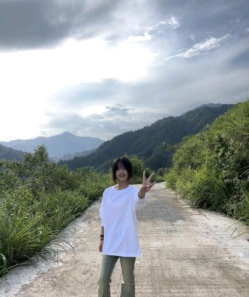 小妮丫的照片