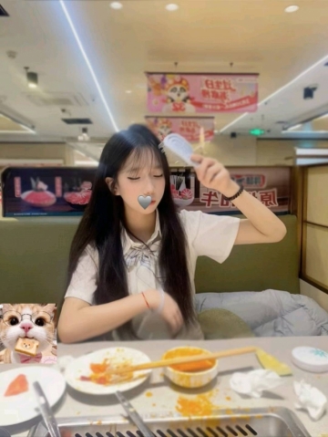 茹茹不小心的照片