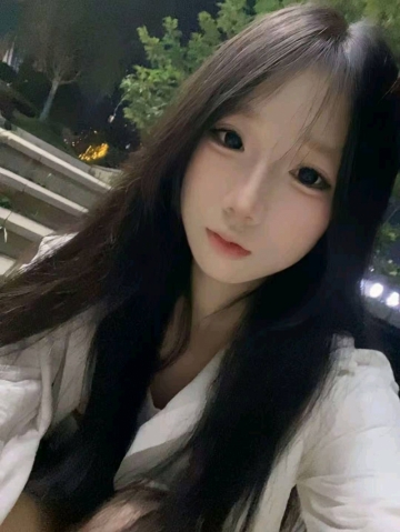 茹茹不小心的照片