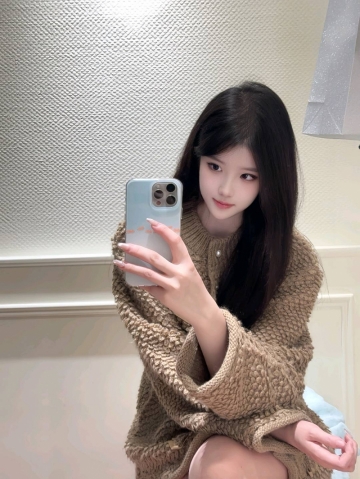 莓烦恼婷的照片