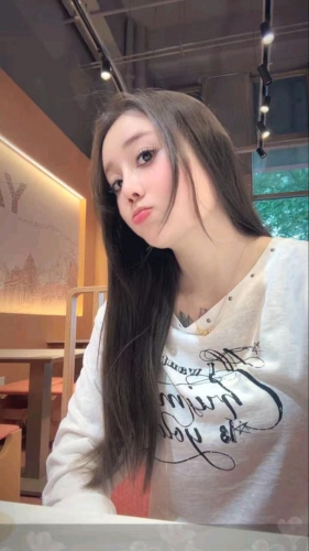 楚楚可怜的照片