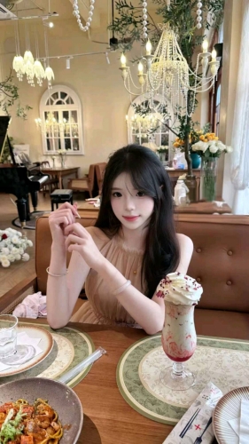 淡若清清的照片