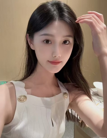 一米八的小猪猪的照片