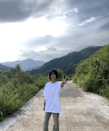 小妮丫的照片