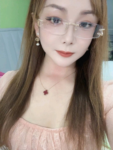野猫艾杉的照片