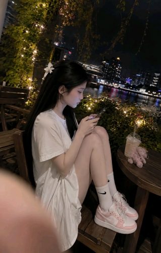 韩温柔的照片