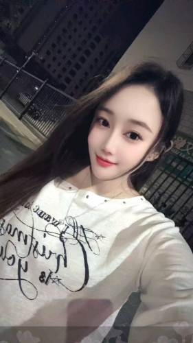 楚楚可怜的照片