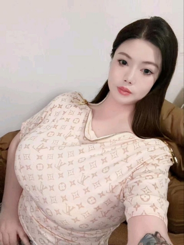 臭宝贝她的照片