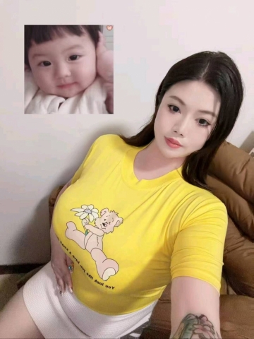 臭宝贝她的照片