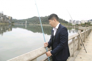 深海里的星星的照片
