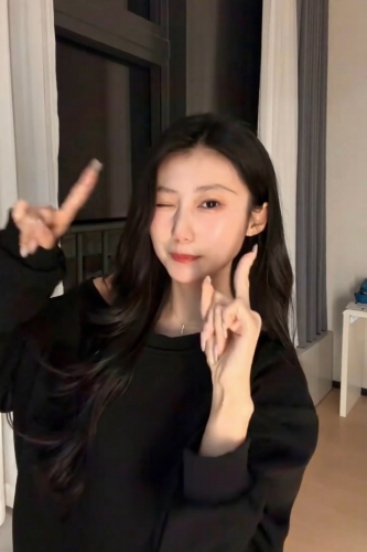 晓彤baby的照片