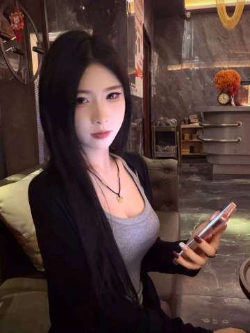 jhhhjj的照片