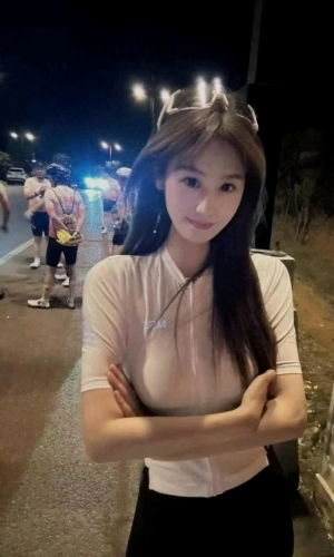 锦鲤附体小妹崽的照片