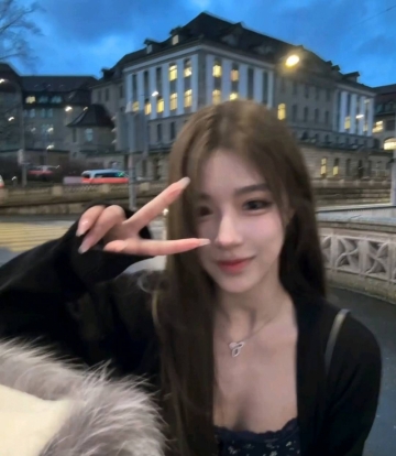 李云朵的照片
