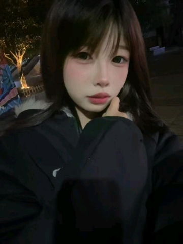 饿了吃啥呢的照片